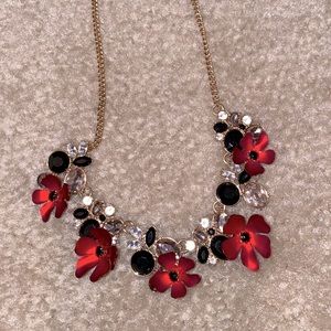 Statement necklace
